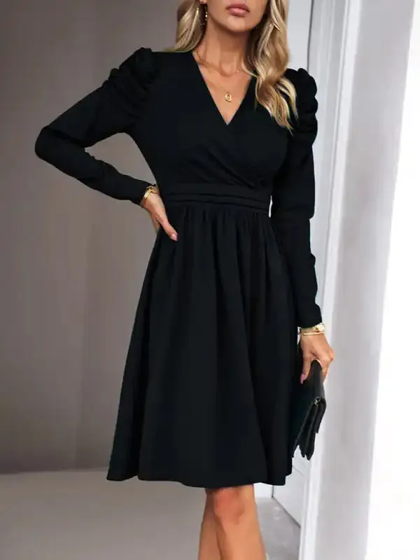 Ladies Fashion Elegant Solid Color V-neck Long Sleeve Dress