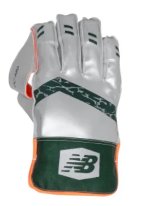 New Balance DC 580 wicket-keeping gloves